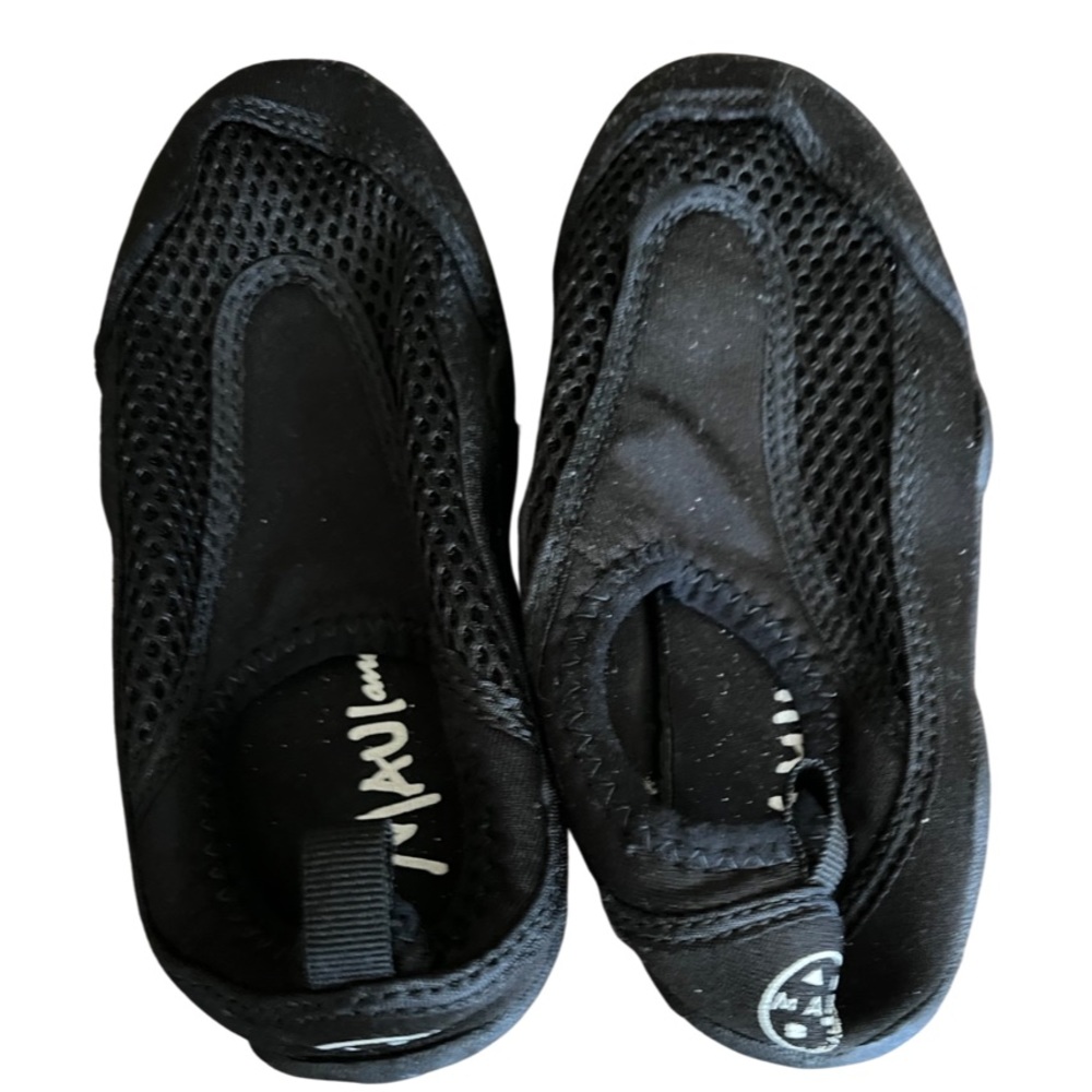 Maui and Sons boys water shoes